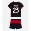 Baby Fußballbekleidung AC Milan Fikayo Tomori #23 Heimtrikot 2025-26 Kurzarm (+ kurze hosen)